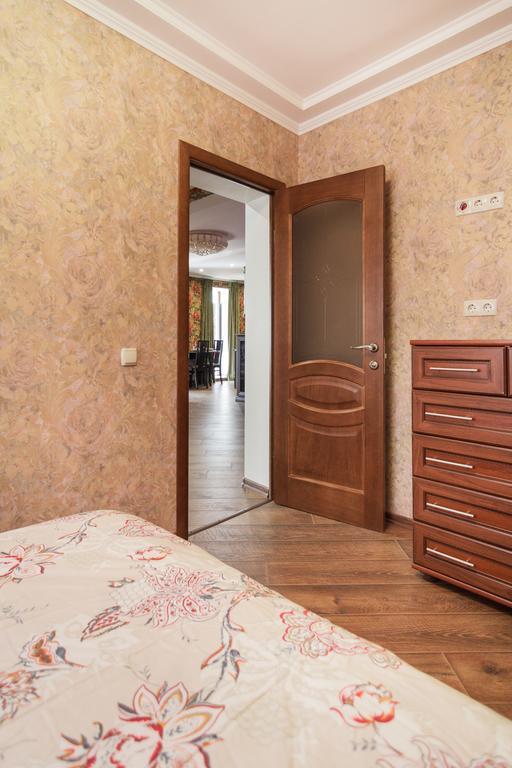 Best Apartments On Deribasovskoy Odessa Ngoại thất bức ảnh