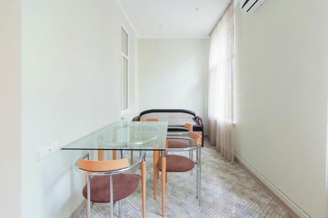 Best Apartments On Deribasovskoy Odessa Phòng bức ảnh